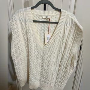 Cream oversized sweater vest
